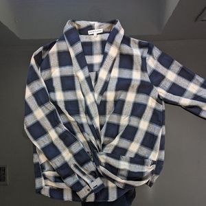 Heartloom plaid blouse